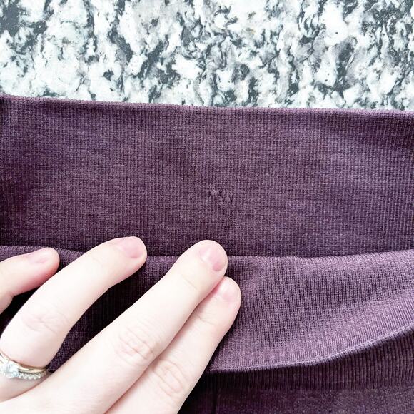 Lululemon In The Flow Crop II - Picture 7 of 7